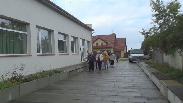 Seniori navštívili priateľov v Sudoměřiciach